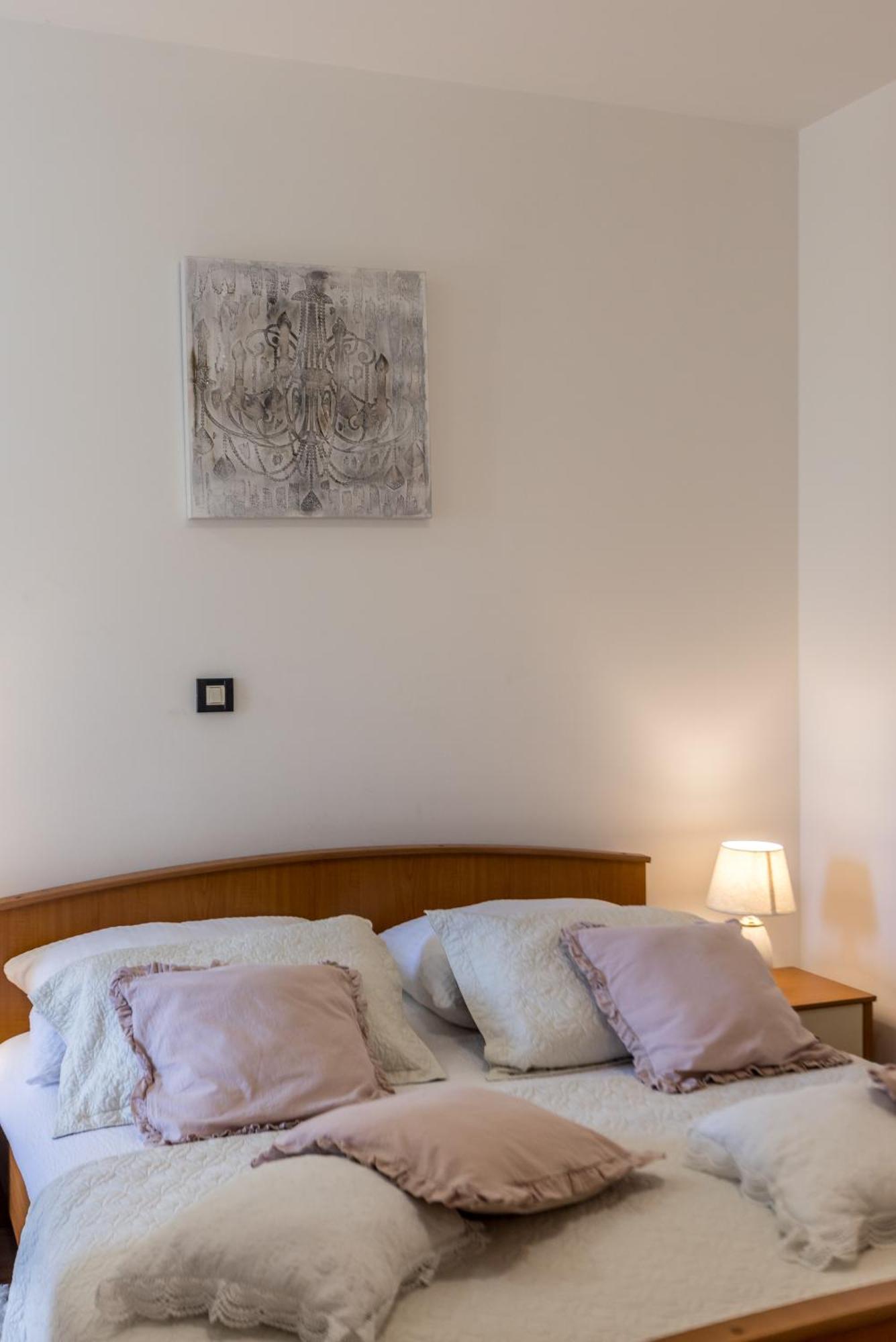 Apartment Split Karoglan エクステリア 写真